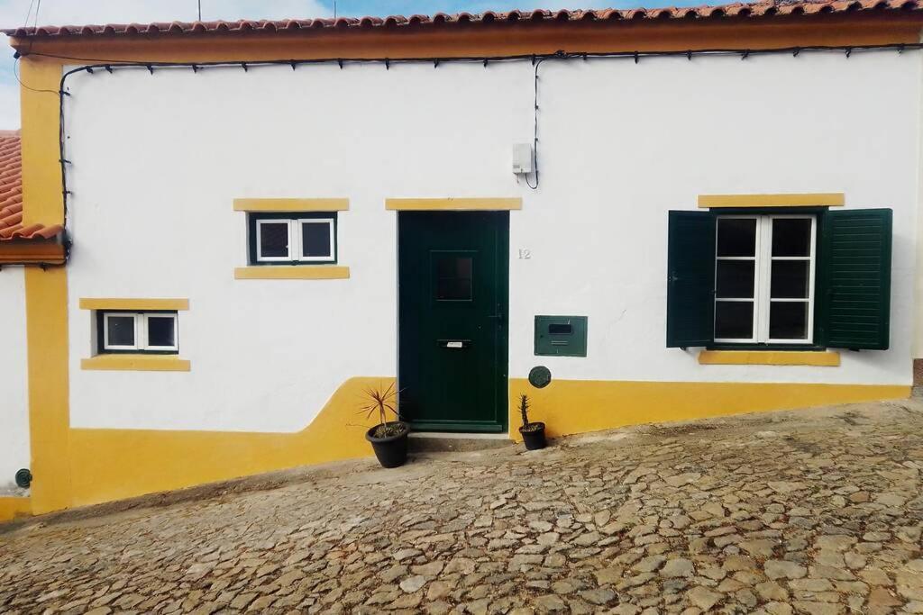 Petal House Vila Beirã Exterior foto